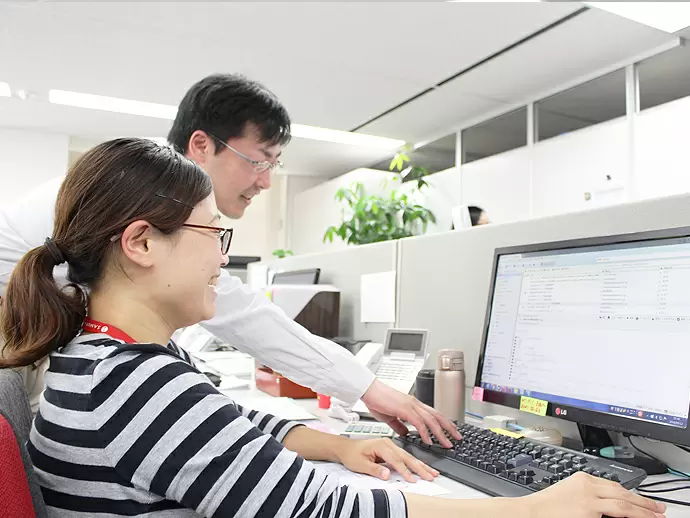 先輩たちのOJTにより、イチから丁寧にレクチャーします♪わからないことは何でも質問してくださいね。
