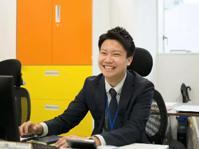 「一緒に会社を盛り上げていきましょう！」（総務部長　菊地）