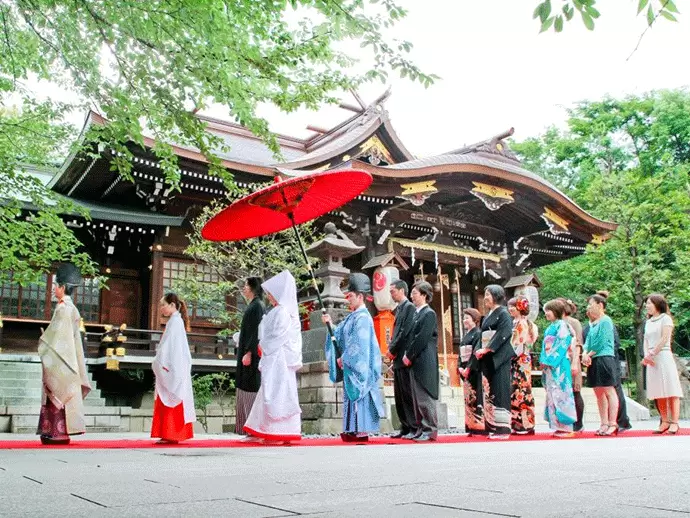 伝統ある日本古来の神前式の美しさに、思わずためいきが出てしまうほど。