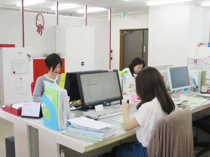 ON/OFFがしっかりした職場です☆ほとんど17時過ぎには退社しています。