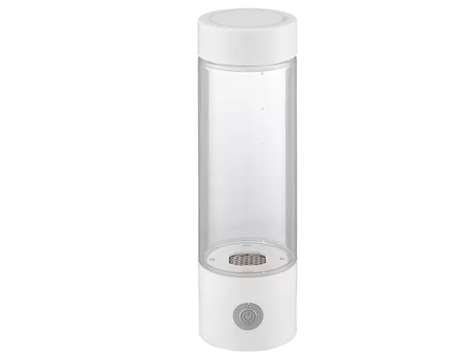 当社の大人気商品「水素水生成器」です。普通のお水が水素水に生まれ変わる優れもの☆