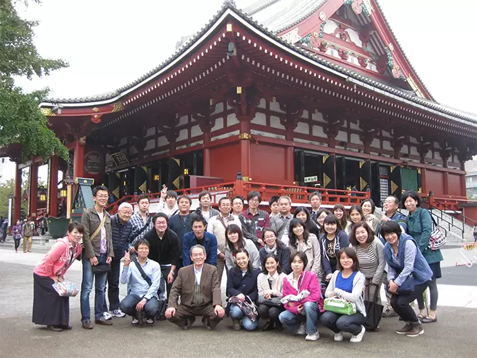 年に1回社員旅行で交流を深めています