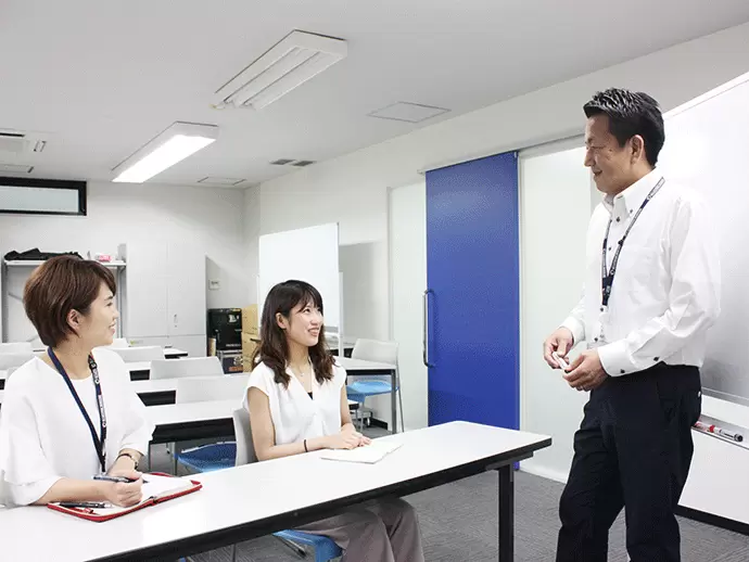 分からないことがあれば、イチからお教えするので何でも質問して下さい！
