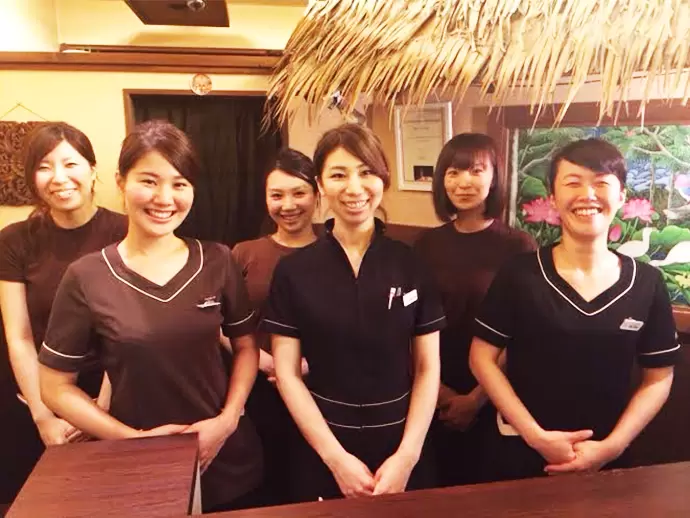 株式会社ブルーム