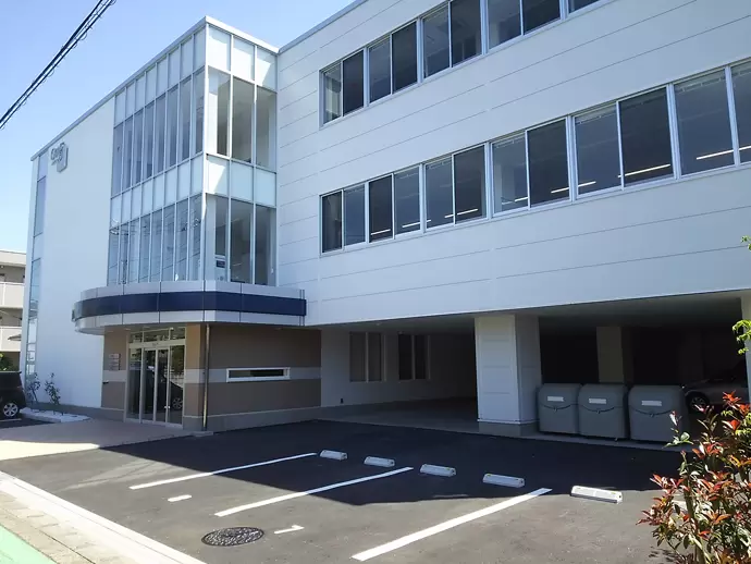 今年5月に移転した新しいオフィス。広々とした自社ビルの随所にこだわりが詰まっています♪