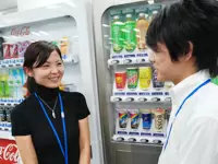 部署間の垣根がなく、コミュニケーションがとりやすい環境です。
