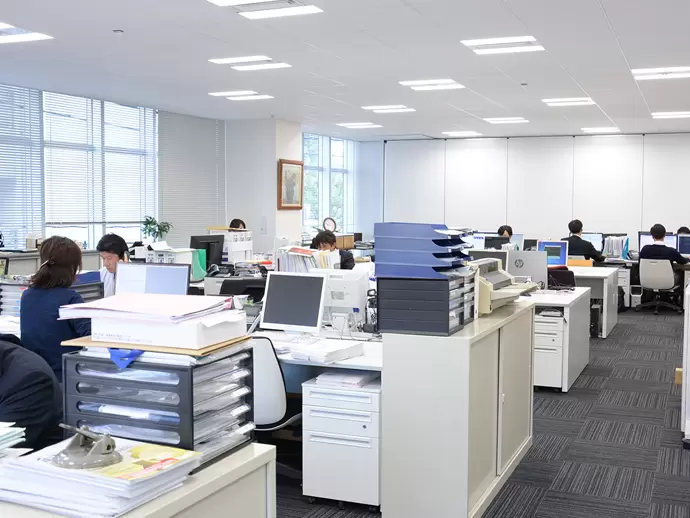今年設立32周年！経営・実務に役立つ有益な情報を、タイムリーにお届けしています。