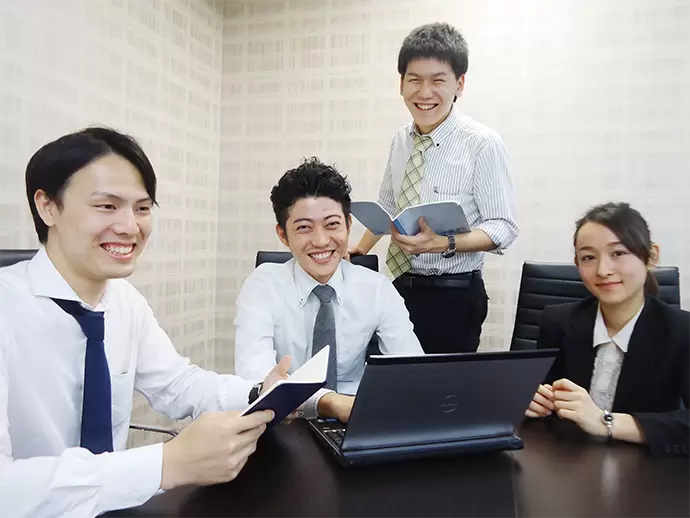 社歴や年齢を問わず意見交換が活発です◎