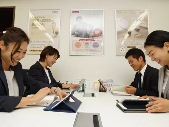 これから注目の補聴器業界で働きませんか！