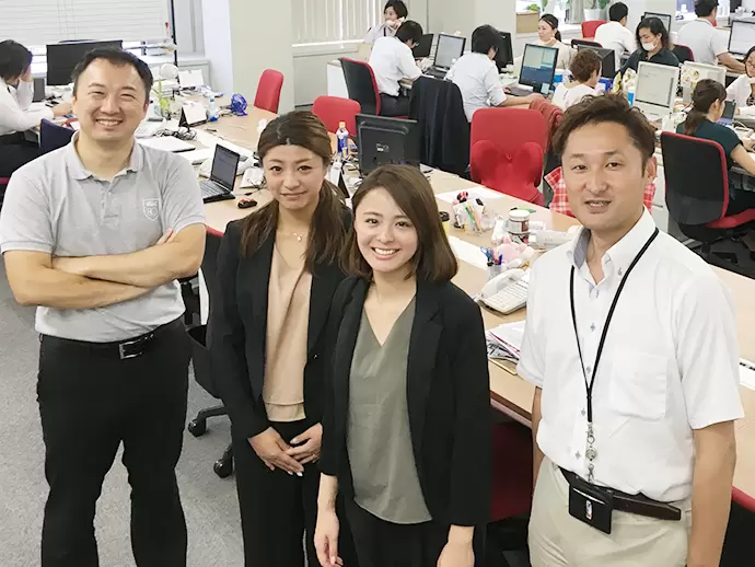 お客様とも仲が良いのがBRIDEA。一緒に写っていただきました！
