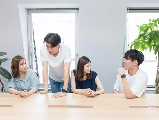 メンバーの前職もさまざま。入社後に人材業界の知識を高められます。