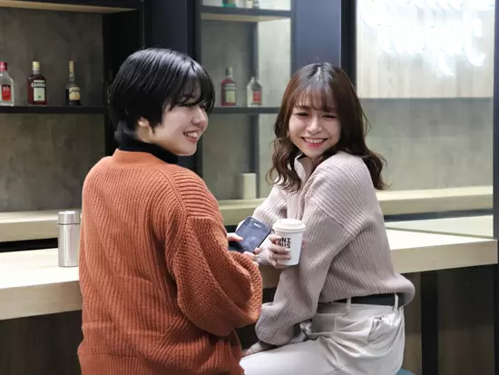 中でも女性社員の割合が高いです！何でも話しやすい風通しの良さも魅力です。