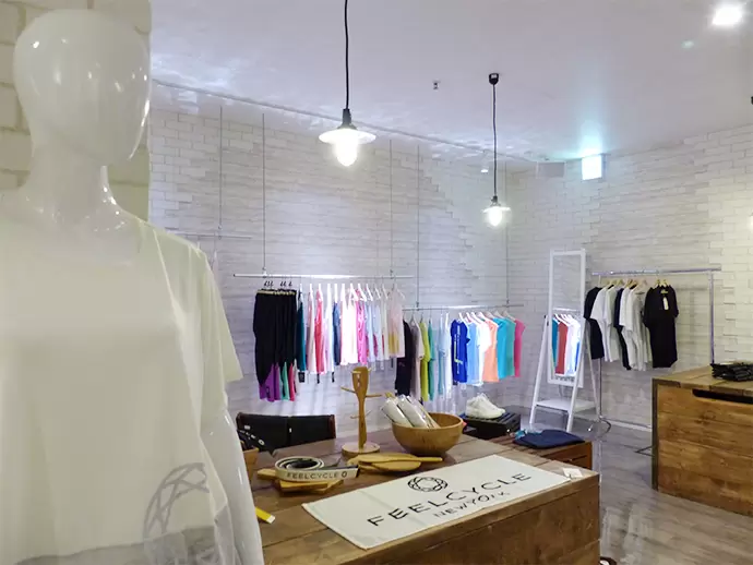フィットネスだけでなくアパレルなど幅広く展開しています！