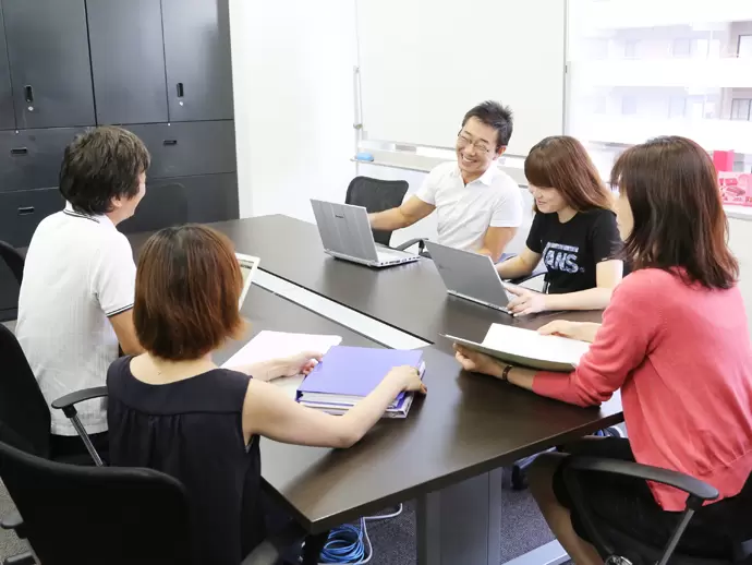 何でも気軽に意見を出し合えるのも、まだ創業期の会社だからこそ。自分らしく働けますよ！