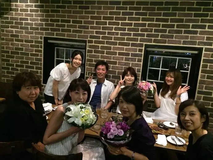 未経験スタートの方が多数在籍しています｡ 分かりやすく教え合うアットホームな環境です｡