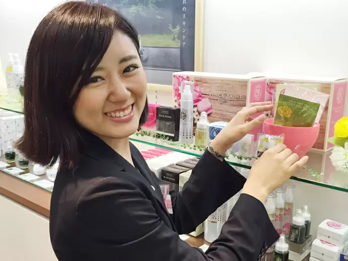 新卒入社で2年目の私。ずっとフォローしてくれた先輩目指して毎日充実した日々を送っています。