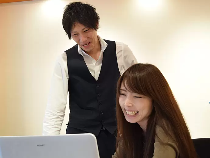 業務は先輩社員が丁寧に教えるので、未経験の方でも積極的にご応募ください。