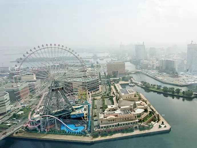 職場は「みなとみらい」の好立地！ビルからの眺めも最高ですよ♪
