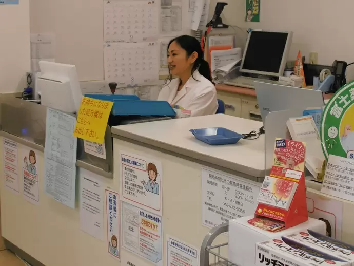 デスクワークのみではなく患者様とのコミュニケーションも大事なお仕事。元気に明るく接しましょう！