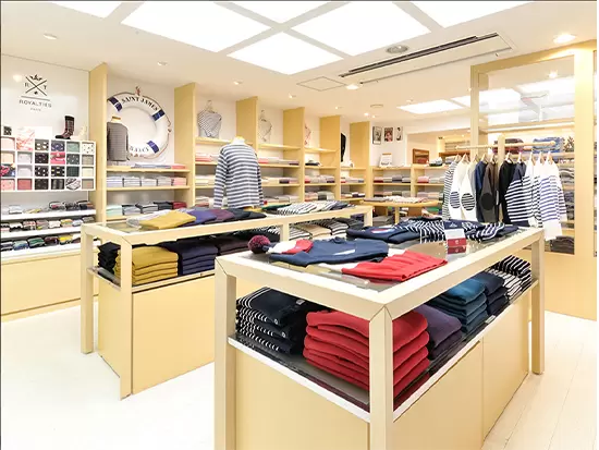 店内には様々な種類の商品が。プレゼントにもよく選ばれています。