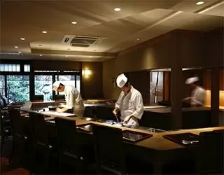当社は、創業から100年以上続く、京都の料亭を発祥とし、スタートしました。