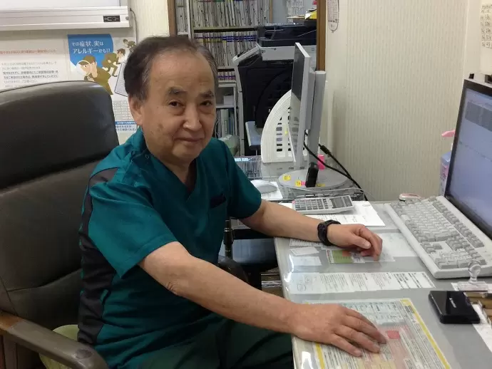 医院長の永井です。開業より幅広い年齢の患者さんを何人も診てきました。
