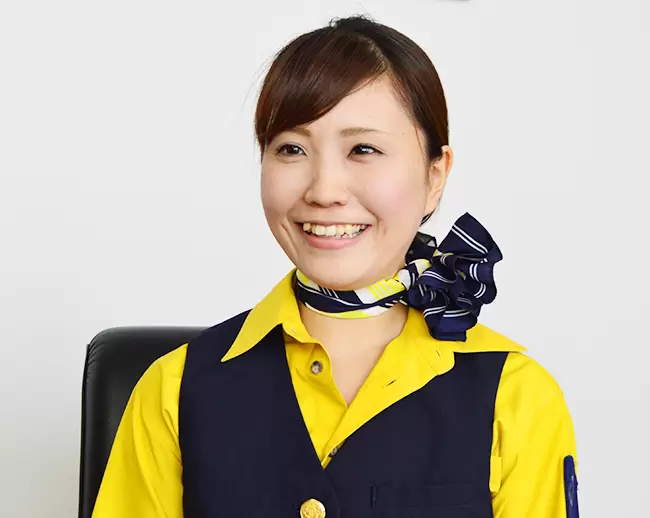 ほぼ100％の先輩が未経験入社です！女性も多数活躍中。