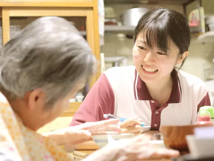 介護や看護の仕事の喜びは、お客様の喜ぶ笑顔が見られること。だから、毎日充実した働き方ができます。