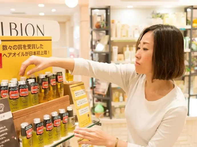 基礎からしっかりと学べる研修があるので、未経験の方も安心♪