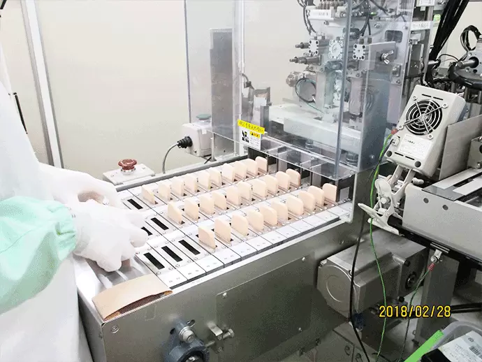 2000～3000種類もの化粧用スポンジを製造しています。
