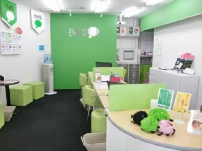 当社で運営する「ピタットハウス目黒店」。様々な賃貸物件を行っています。