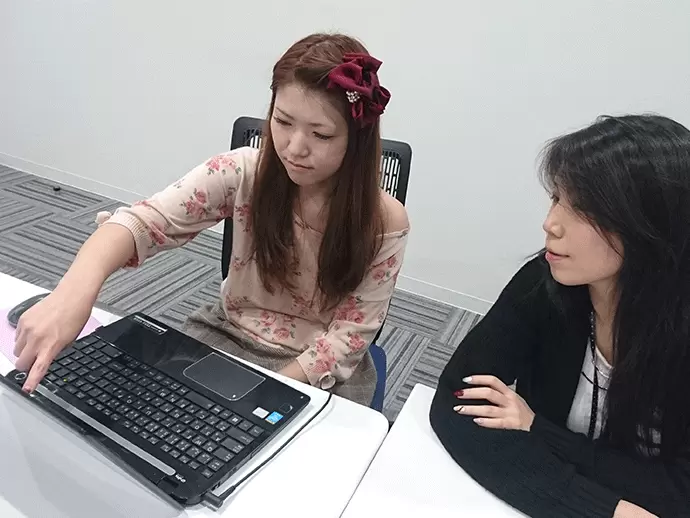 最初は先輩がイチから丁寧にお教えします。採用・オフィスワーク未経験という方でもご安心ください！