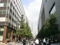 JR有楽町駅から徒歩1分というこの立地！