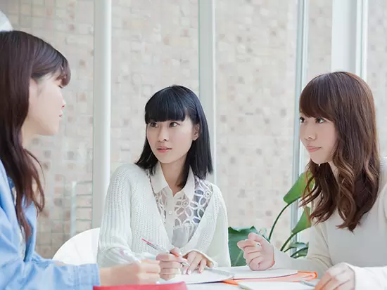 フレックスやリモート、時短勤務など、働きやすい環境も整っています♪