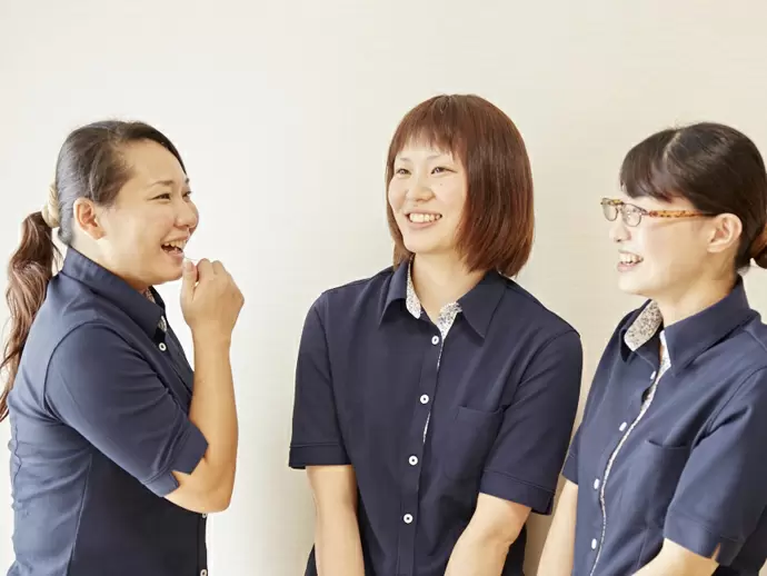 女性スタッフが多く活躍中です｡家事や子育てとの両立も可能です｡男女ともに歓迎します｡