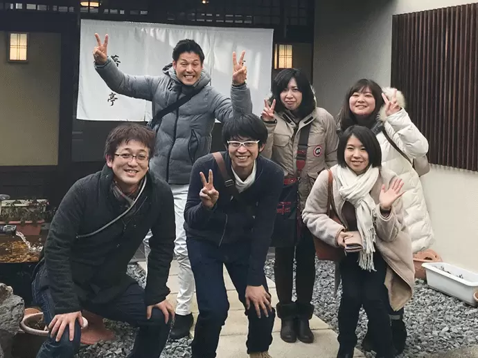 スターツグループで持つ温泉への年1回の社員旅行（一泊二日）。社員同士の親睦を深めます。