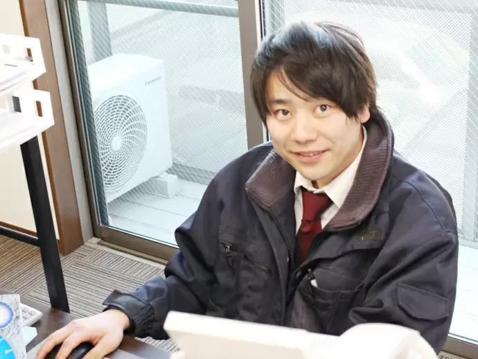 優しい先輩が丁寧に教えてくれます☆