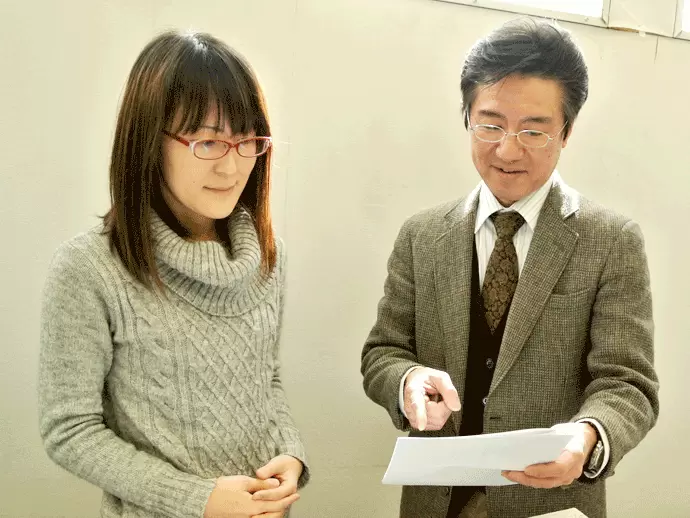 わからないことや不安なことは、頼れる先輩にすぐ聞ける環境です♪