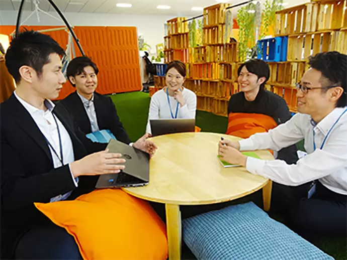 言いたいことは何でも言える環境。わからないことなどがあれば、先輩に何でも聞いてください！