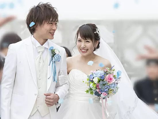 仕事を通してお客様を幸せにし、自分の人生も幸せになっていく、そんな会社を目指しています。