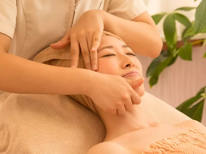 心を込めたケアをお願いします♪どんどん自信をつけていくお客様を見ると、こちらまでうれしくなります★