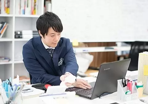 まだ完成したばかりのオフィスなのでピカピカオフィスです