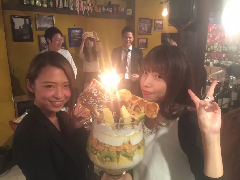誕生日はみんなでお祝い！女子会も頻繁に