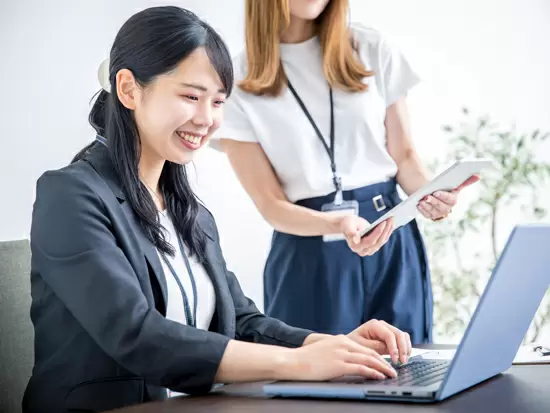 社内の雰囲気はとてもフラット！働きやすさは抜群です☆