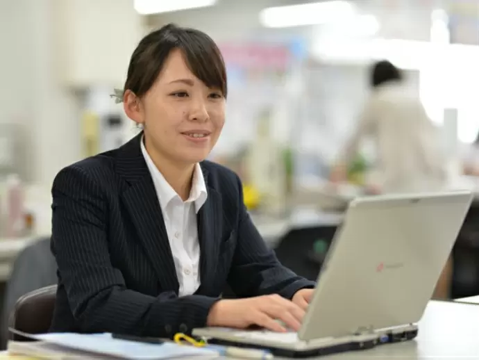 研修制度が充実している当社。保険・金融の専門知識が身につきます。