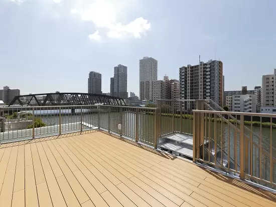 夏には弊社屋上でBBQも行ったり、日頃から話しやすい雰囲気で仕事が出来ます♪