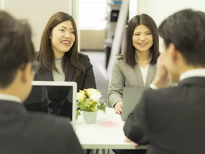 設立間もないながら、企業・登録者から信頼を寄せられる当社。今後も、両者から頼られる存在であり続けます