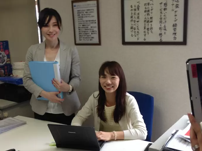女性が活躍できる環境作りを徹底しています。例えば、加湿器を置いたり、有給が取りやすい環境にしたり