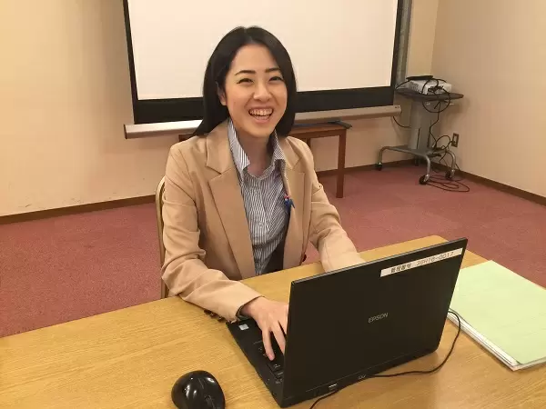 若手社員も活躍中！！　年次・役職問わずに全員で力を合わせて採用を成功させます。