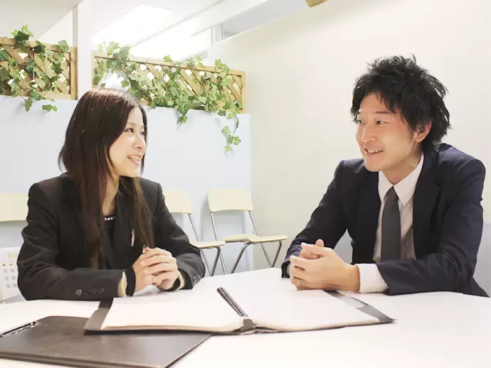 コンサルタントなどみんなでチームとなってすすめていきます◎